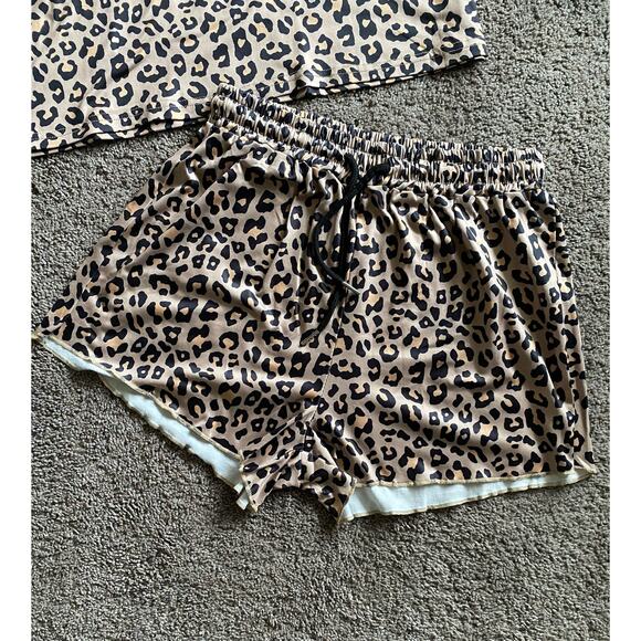 Large Leopard Pajama Short Set - Picture 10 of 14